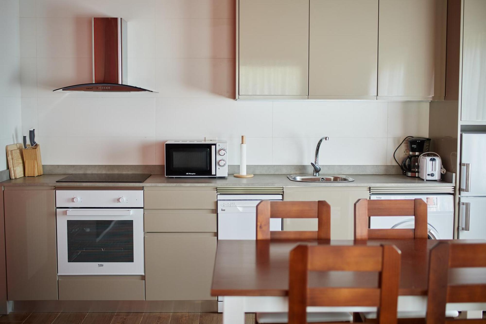Apartamentos Rurales Casa La Piedra Collia Luaran gambar